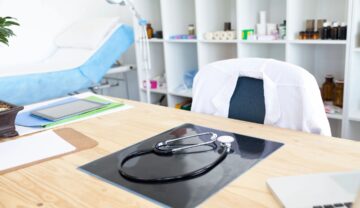 urology-healthcare-provider-customer-story-powerapps-fhir